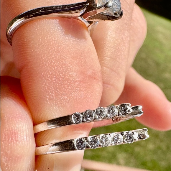 Women’s Wedding Band Set - Picture 7 of 13